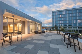 Rooftop bar, alfresco dining, open daily