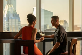 Mostrador de check-in y check-out