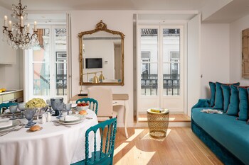 Deluxe Apartment, 1 Bedroom | Living area
