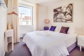 Decoración personalizada, cortinas blackout y insonorización