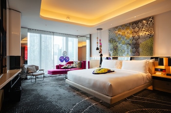 Outdoor pool, open 7:00 AM to 7:00 PM, free pool cabanas, pool umbrellas