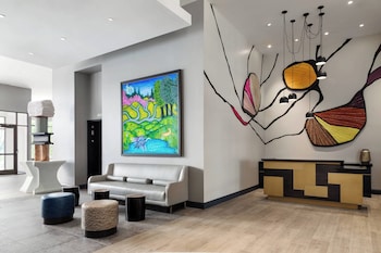 Breakfast, lunch and dinner served