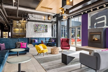 Lobby-Lounge