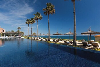 Indoor pool, 3 outdoor pools, open open 24 hours, pool umbrellas