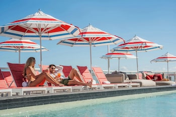 Ropa de cama de alta calidad, edredón y minibar 