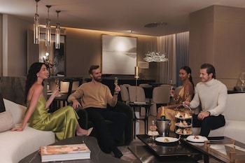 Suite, 1 cama King size, alberca privada | 1 habitación, ropa de cama de alta calidad y minibar