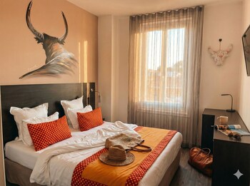 Desayuno buffet (EUR 17 por persona) 