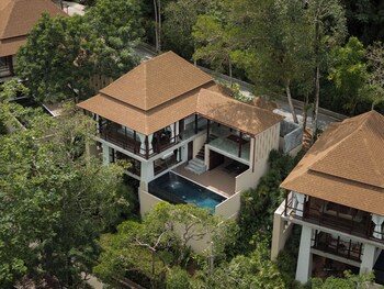 3 Bedroom Premium Waterfall Pool Villa