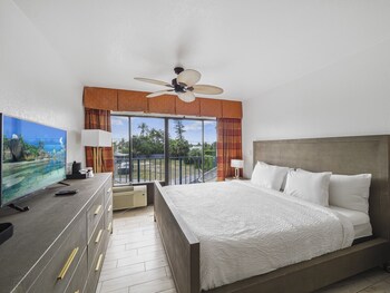 King Room Sunset View Balcony | Vue de la chambre