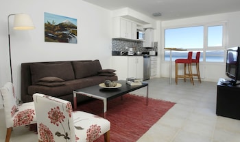 Studio Suite, Garden View
