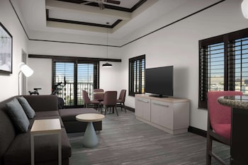 Päivittäinen tilauksen mukaan valmistettu aamiainen maksusta