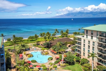 4 outdoor pools, open 8:00 AM to 10:00 PM, cabanas (surcharge)