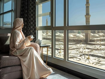 Junior Suite, 1 King Bed | 1 bedroom, premium bedding, minibar, in-room safe