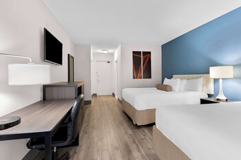 Chambre Standard, 1 grand lit, non-fumeur, réfrigérateur et four à micro-ondes | Bureau, espace de travail pour ordinateurs portables