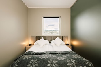 Blackout drapes, WiFi (free)