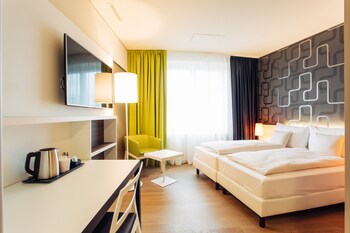 Daily buffet breakfast (CHF 23 per person)