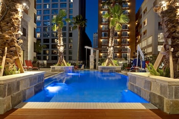 Outdoor pool, sun loungers