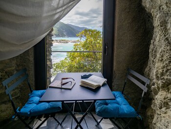 On the beach, black sand, snorkelling
