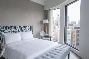 Deluxe King High Floor | View from room