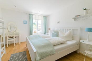 Insonorización, wifi gratis y ropa de cama