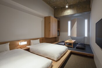 Chambre quadruple supérieure (Japanese-style) | Couette en duvet, accÚs au Wi-Fi (inclus), literie fournie