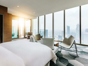 Suite, 1 cama King size, con acceso al salón lounge del club (Opera. Angel of Independence View) | Vista desde la habitación