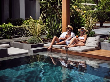 Superior Suite, Pool Access