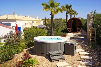 Carvoeiro B&B and SPA