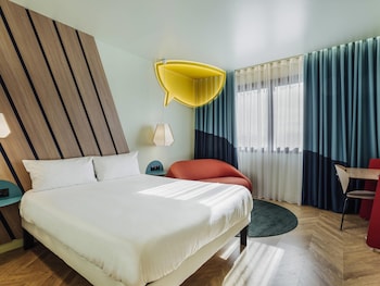 1 chambre, literie hypoallergénique, couette en duvet