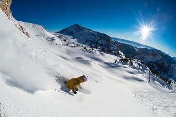 Suite Prestigio | Ropa de cama de alta calidad y minibar 