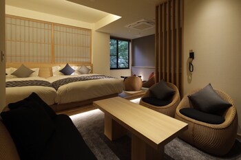 Japanese Twin Room with Open Air Bath, Sukiyaki Dinner Included, Non Smoking | Mountain view