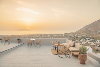 Grand Suite, Hot Tub (Indoor) | View from room