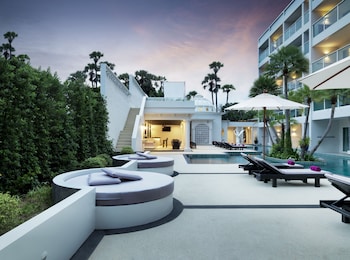 Sun deck