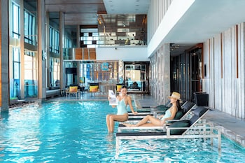 Piscine intérieure