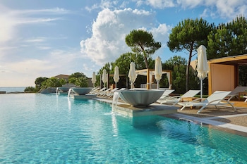 Indoor pool, seasonal outdoor pool