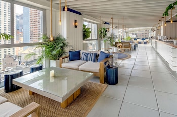 2 bares o lounges, bar en la azotea 