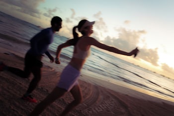 2 albercas al aire libre y camas balinesas gratuitas