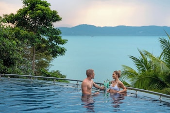 วิลล่า, 1 ห้องนอน, ริมทะเล (View) | เครื่องนอนระดับพรีเมียม, ผ้านวมขนเป็ด, มินิบาร์, ตู้นิรภัยในห้องพัก