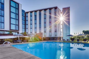 Suite, 1 King Bed, Corner | View from room