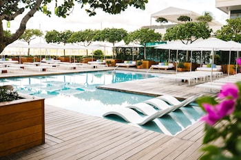 2 outdoor pools, cabanas (surcharge), pool umbrellas
