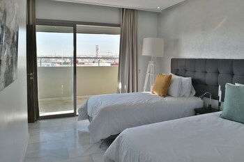Suite, Balcony (Panorama) | 1 bedroom, premium bedding, individually furnished, soundproofing