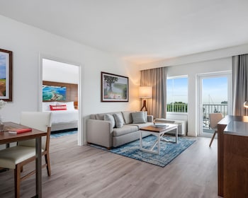 Suíte, 1 quarto, vista para a piscina | Vista do quarto
