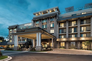 Piscine extérieure, cabanas gratuites, parasols