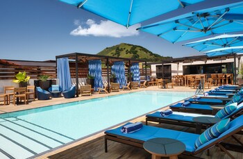 Sundeck