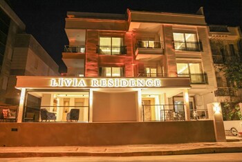 Luxury-Apartment, 1 Doppelbett und Schlafsofa, Whirlpool, Stadtblick | Bettwäsche aus ägyptischer Baumwolle, hochwertige Bettwaren