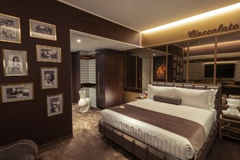 1 chambre, literie de qualité, couette en duvet