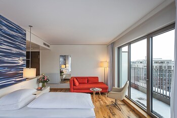 Ylelliset vuodevaatteet, untuvapeitot, pillowtop-patjalliset sängyt