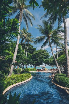 Outdoor pool, open 7:30 AM to 6:00 PM, pool umbrellas, sun loungers