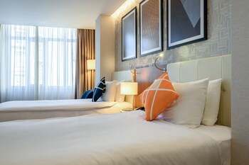 Phòng Tiêu chuẩn, 2 giường đơn, quang cảnh thành phố | Minibar, két bảo mật tại phòng, bàn