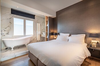 Deluxe Double Room, Terrace, City View | View from room